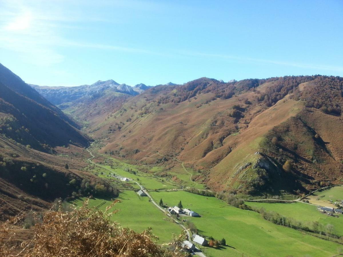 Gite De Montagne Du Plateau De Lhers- Accueil Randonneurs Accous Exterior photo